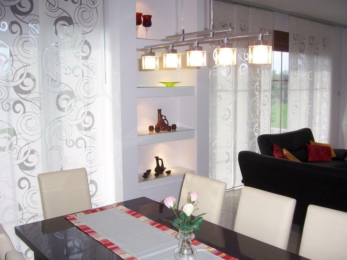 Domwigierski Pl -Jeziorki -Gr- Comfort-Ferienhaus-Polen - Wlasna Linia Brzegowa I Sauna Wysoki Most  ภายนอก รูปภาพ
